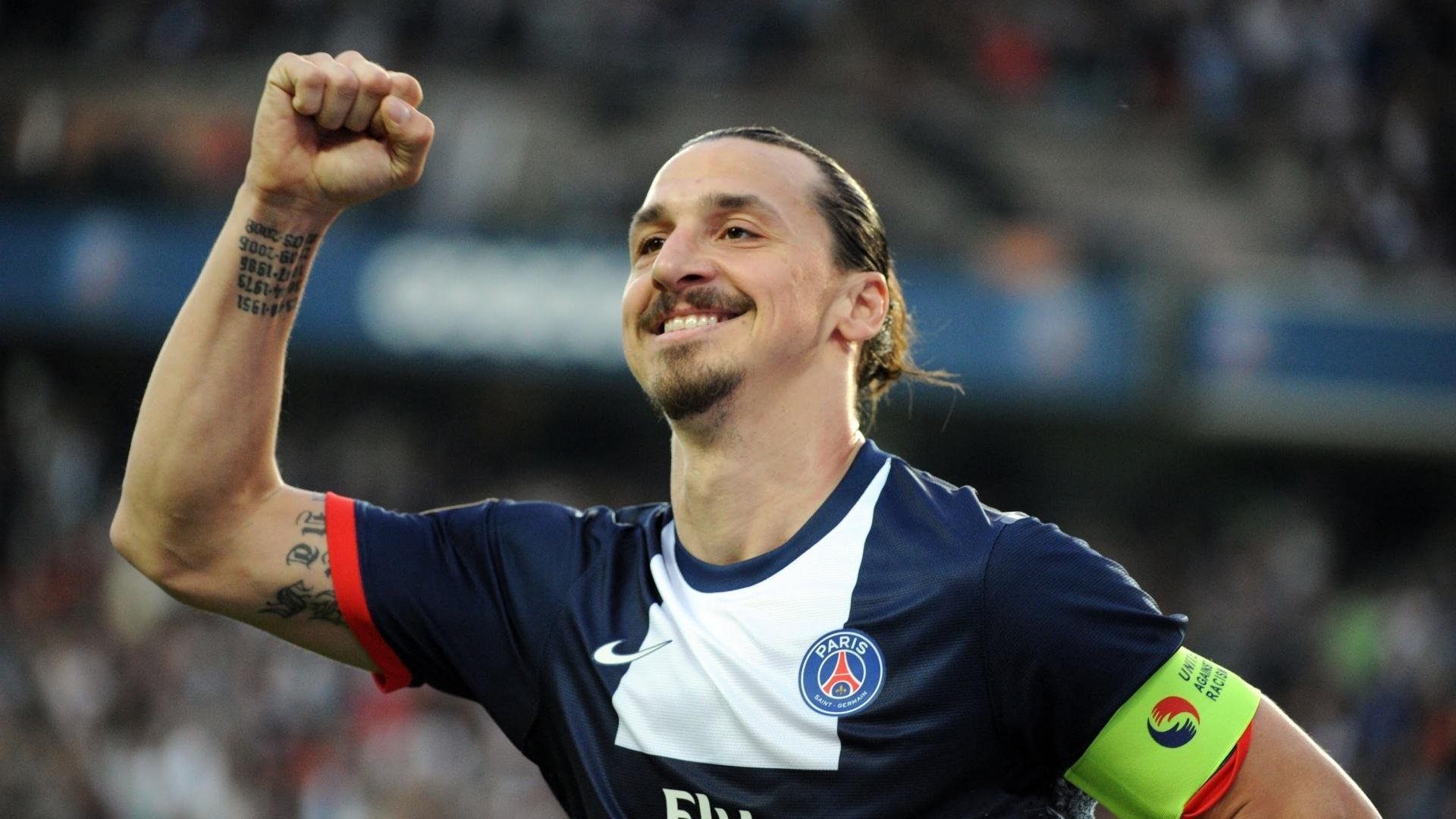 “霍斯特带领南非羚羊队突破重围,助力胜利”