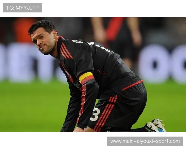 尤尔曼德：勒沃库森施压阶段韧性十足，球队值得肯定，勒沃库森著名球星